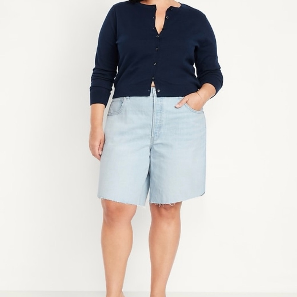 NWT old navy mid rise baggy shorts 22